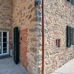Charming Tuscan Stone House 別荘 Pescaglia
